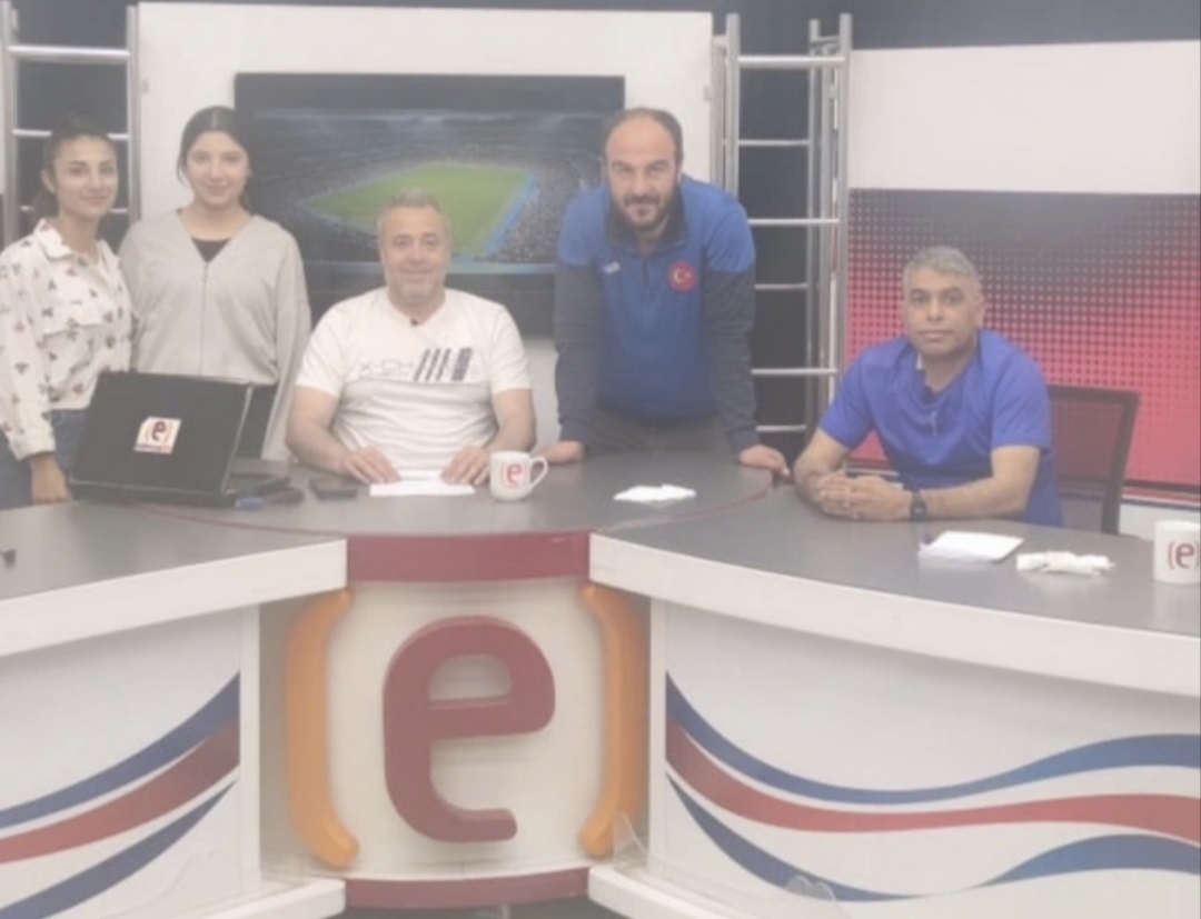 Yıldız Spor temsilcileri Edessa TV stüdyosunda
